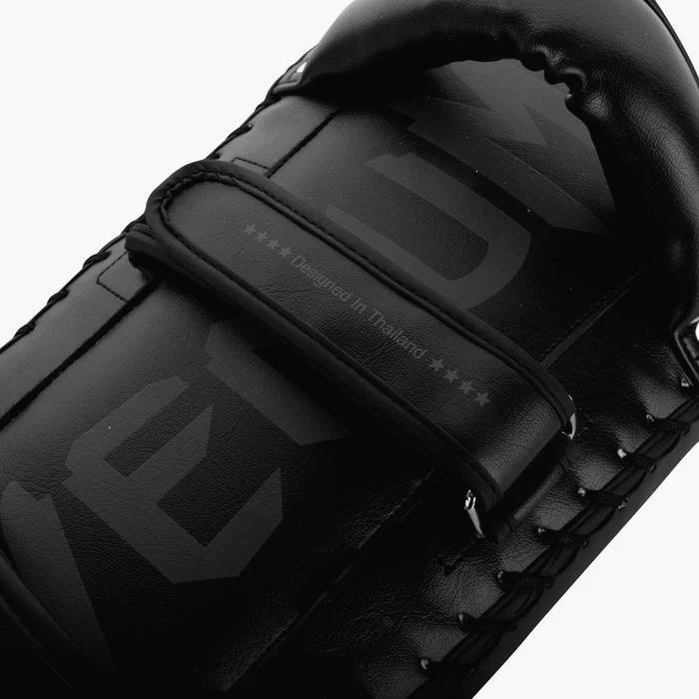 Paire de pao Venum Giant Noir Black  - Image 4